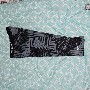 Nike pro, womens dri-fit, running tights, size small.